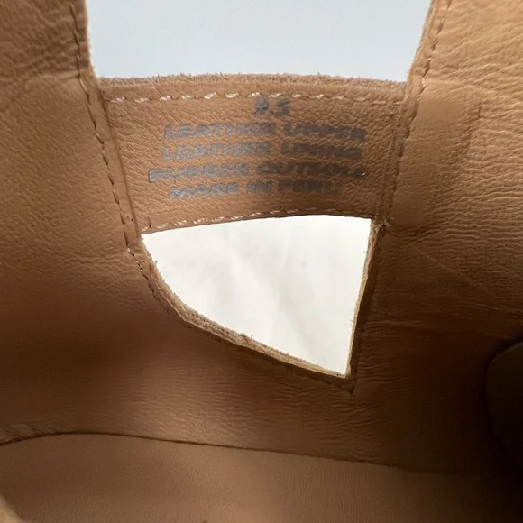 FINAL SALE Able Gamboa Cut-Out Bootie Ash Grey Suede | Size 9.5 - Picture 9 of 10